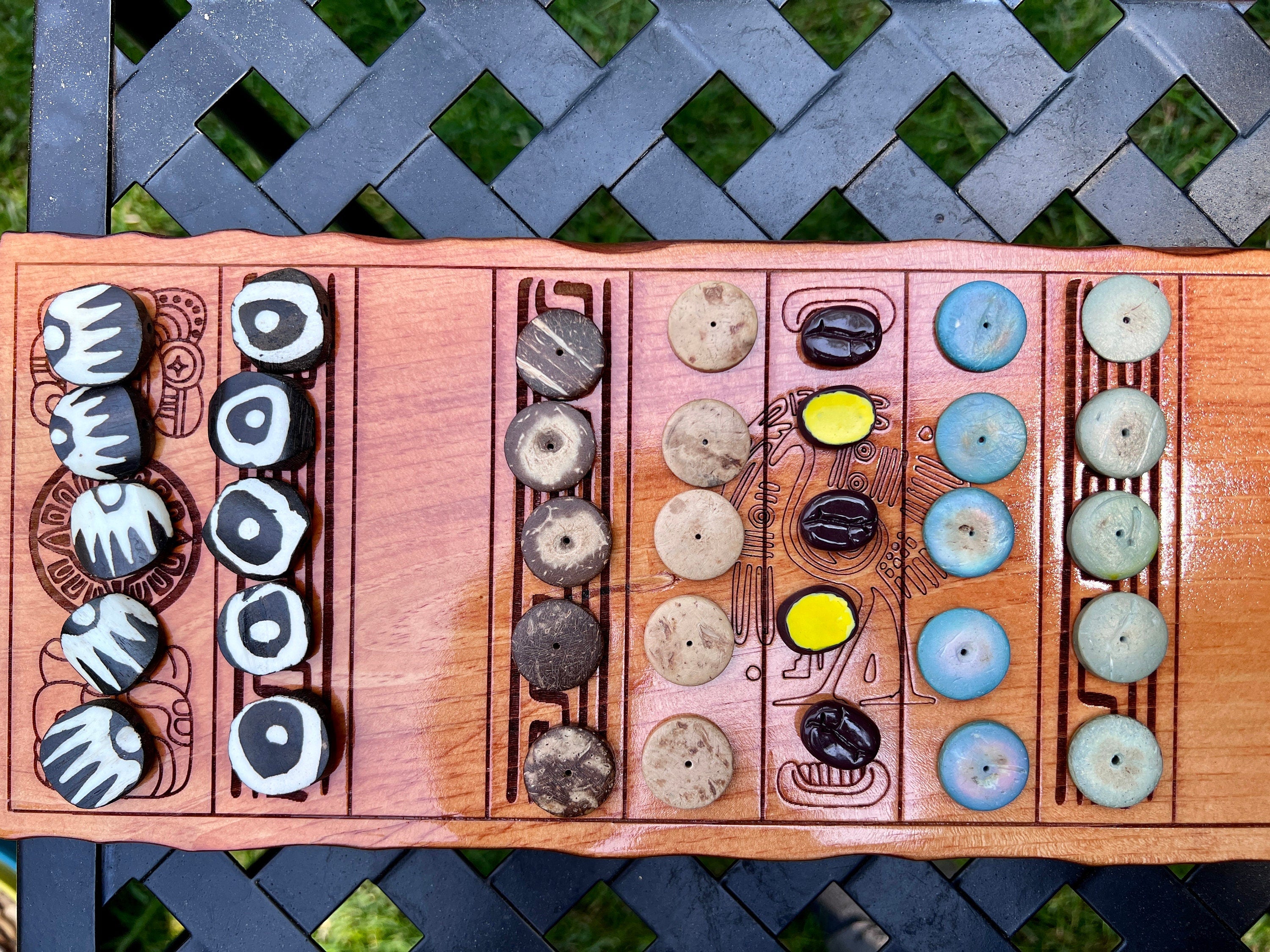 Bul | Puluc | Boolik | Mayan Mesoamerican Running Fight Board Game