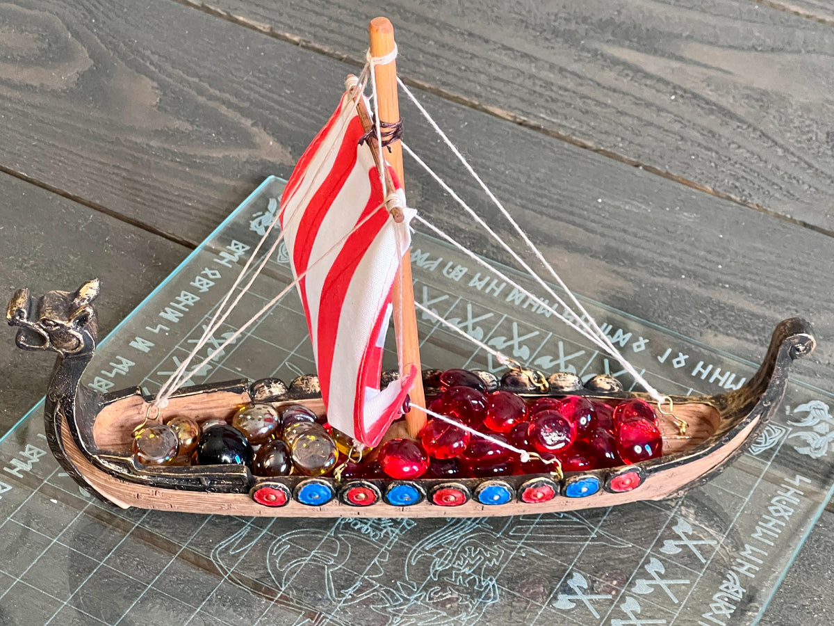 Glass Viking Chess (Hnefatafl) | Special Edition, Long Boat Token Holder