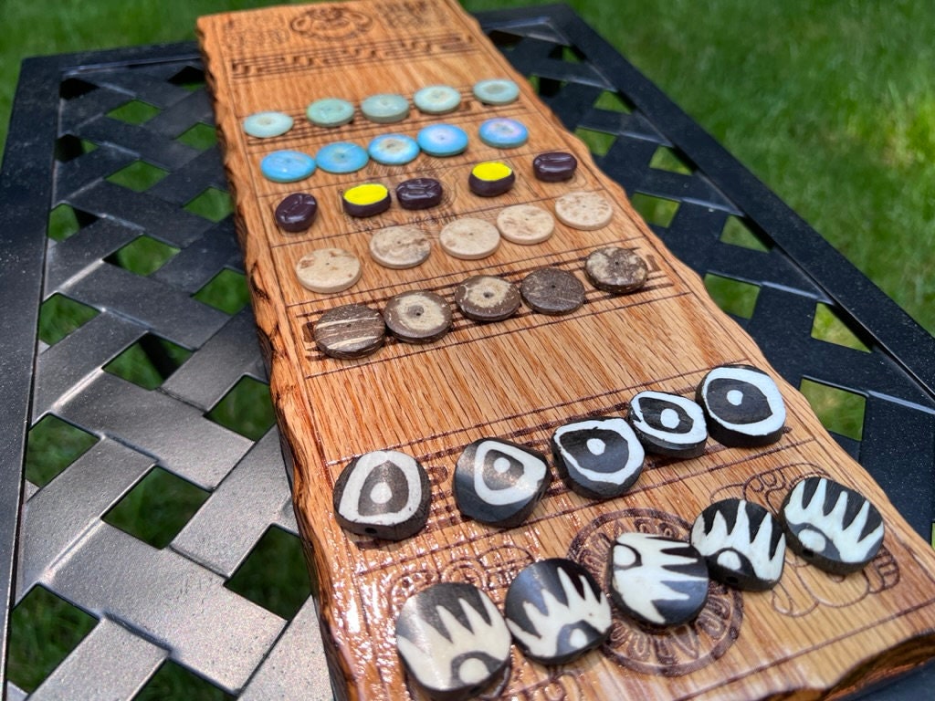 Bul | Puluc | Boolik | Mayan Mesoamerican Running Fight Board Game