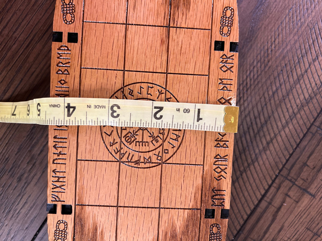 Daldos | Daldøs | Viking 'Running/Chase' Board Game | Bone Dice