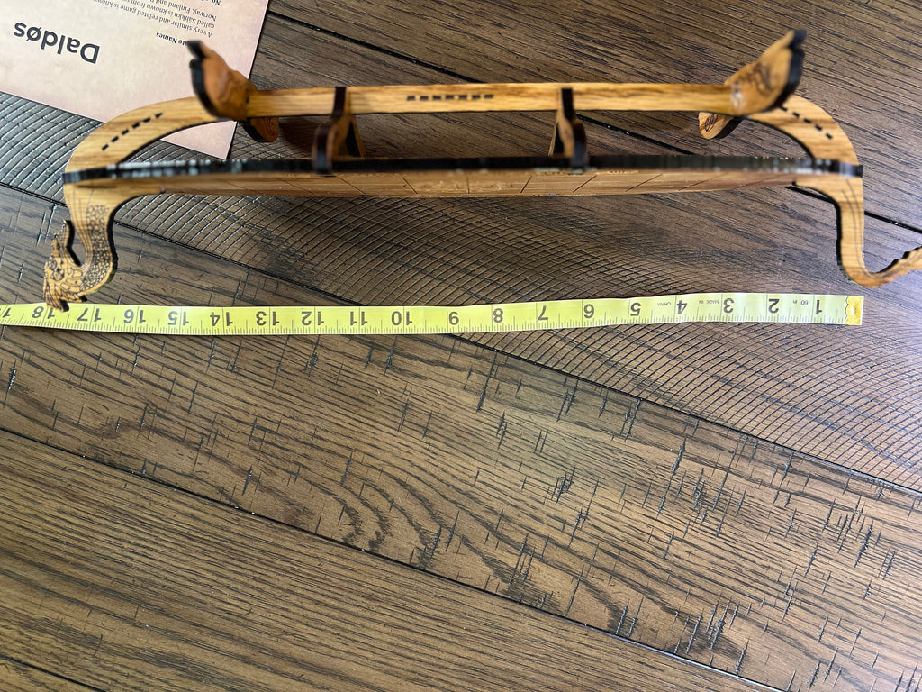 Daldos | Daldøs | Viking 'Running/Chase' Board Game | Bone Dice