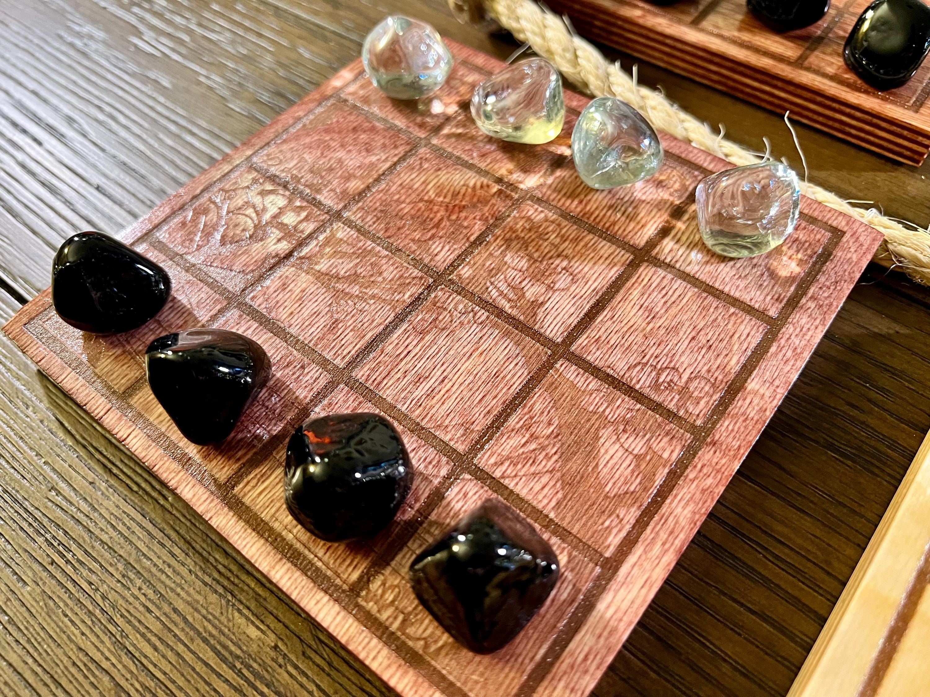 Shōbu: Abstract Board Game