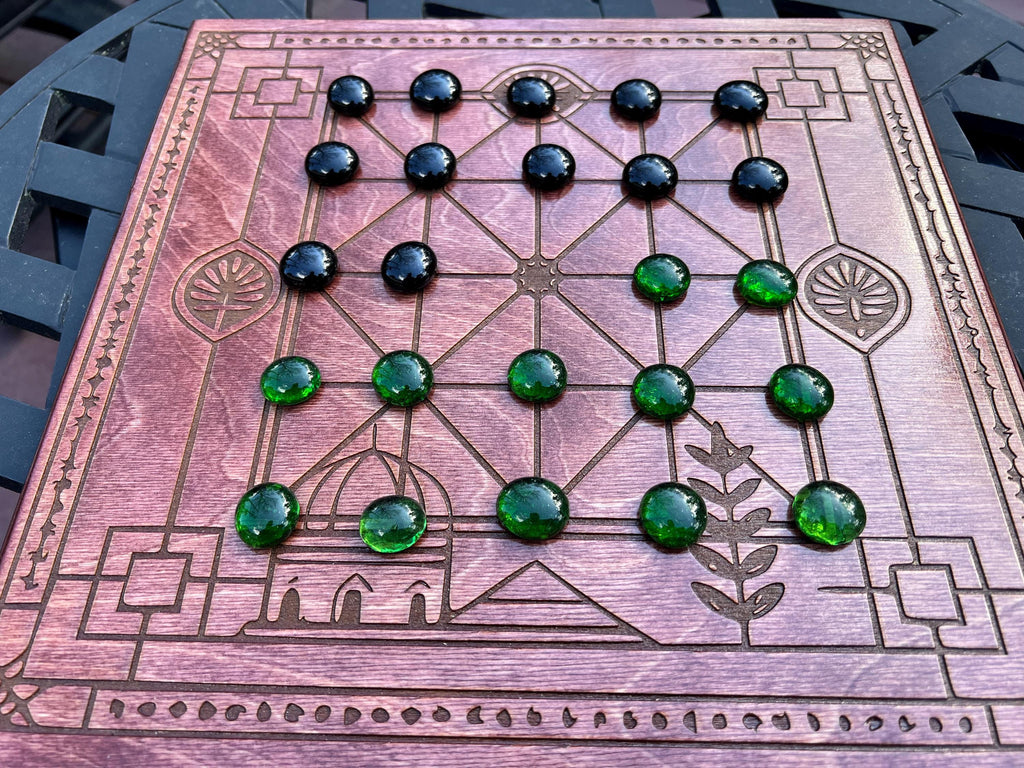 Alquerque - Fun, Quick Paced Game from the Middle East